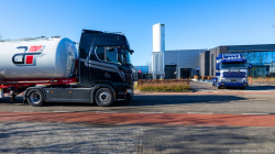 20260329-Tom-Holding-00039